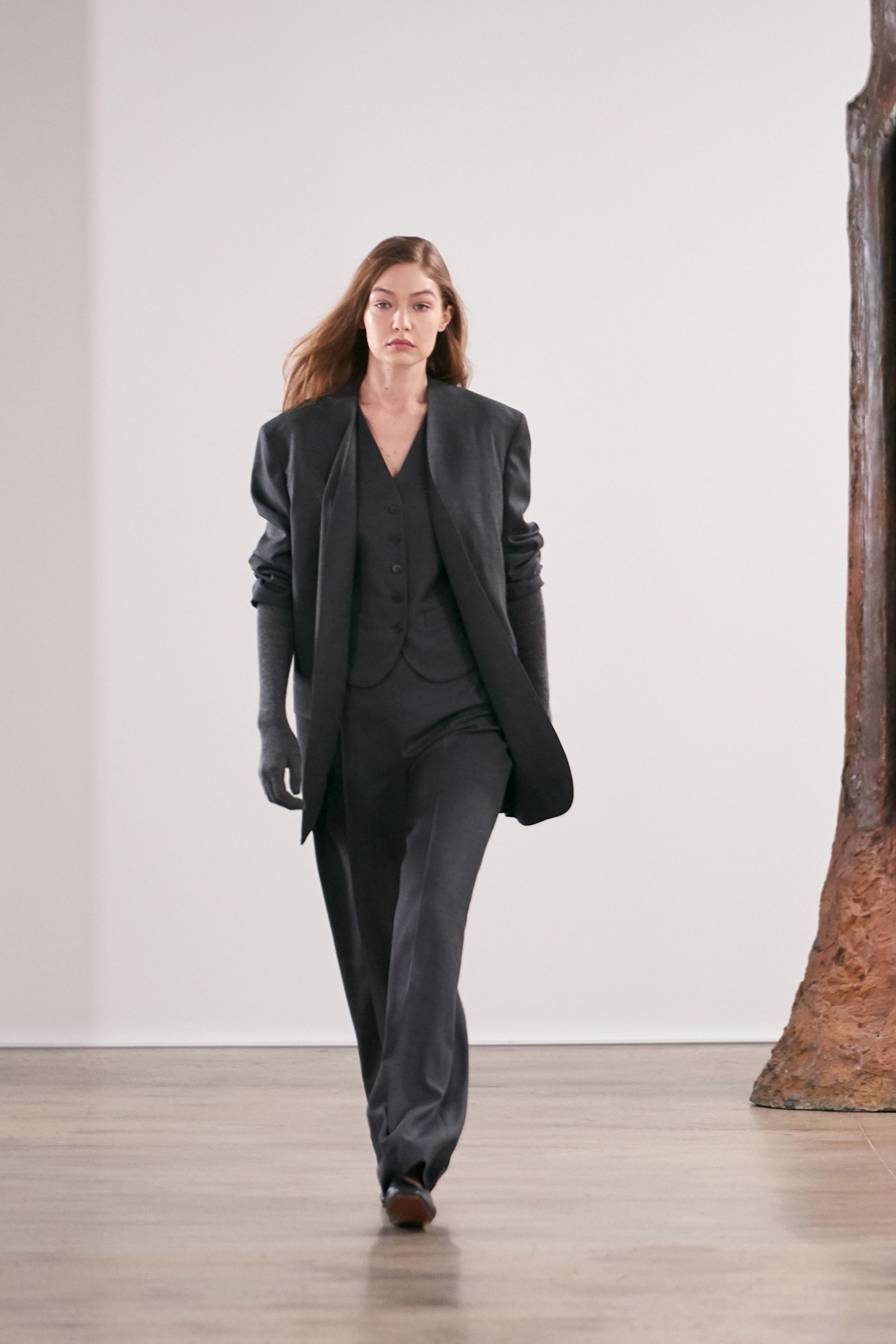 The Row FW 2020 Collection In Black from Head to Toe World