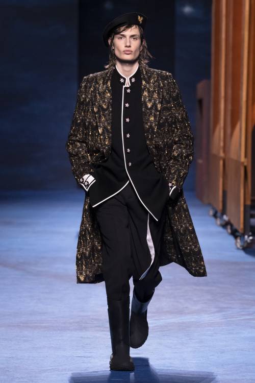 Louis Vuitton Fall/Winter 2021-2022 at Paris Fashion Week. The 5 top  fashion trends from the show