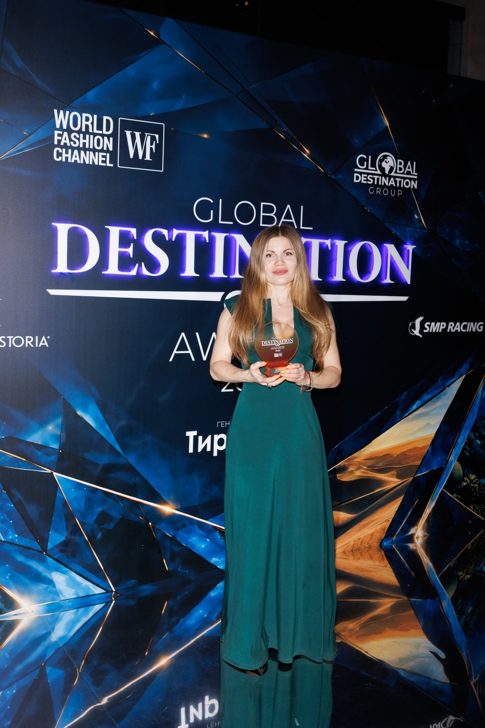 Алла Протасова (глэмпинг Багио).jpg